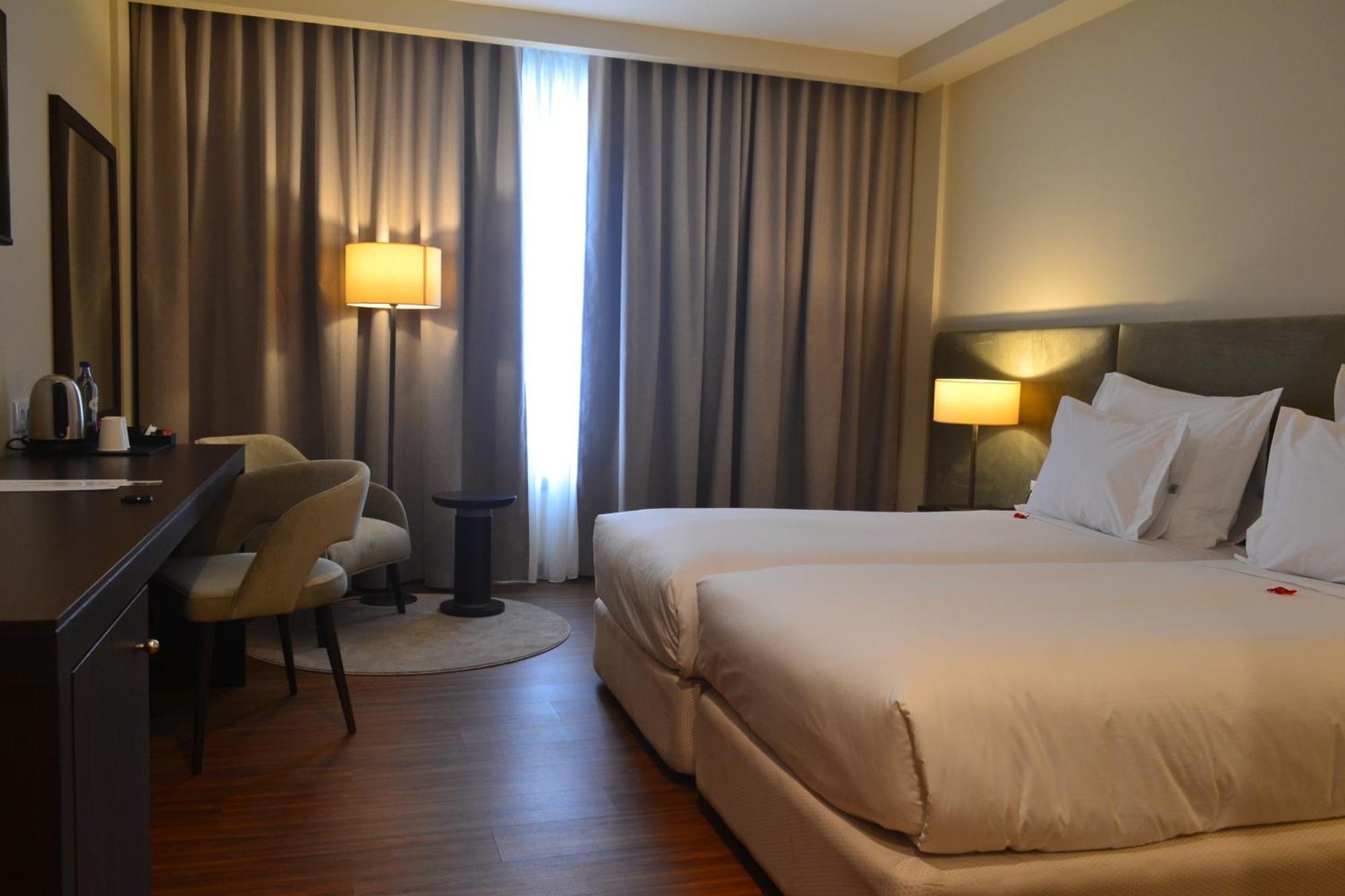 Hotel Premium Porto Maia Экстерьер фото